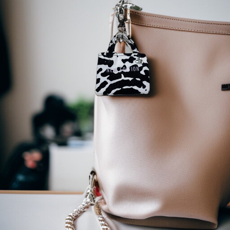 B&W keychain